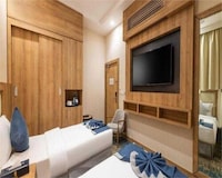 Dancenter Luxury Central King Fahd Road Formerly Anan Hotel