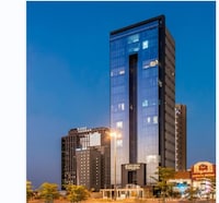 Dancenter Luxury Central King Fahd Road Formerly Anan Hotel