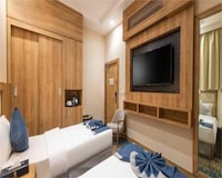 Dancenter Luxury Central King Fahd Road Formerly Anan Hotel