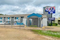 Relax Inn By Oyo Jackson MS Hwy 80/I-20