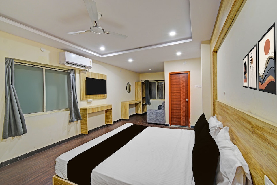 Super Collection O ECIL Industrial Estate Formerly Hotel Cube, Secunderabad, Hyderabad