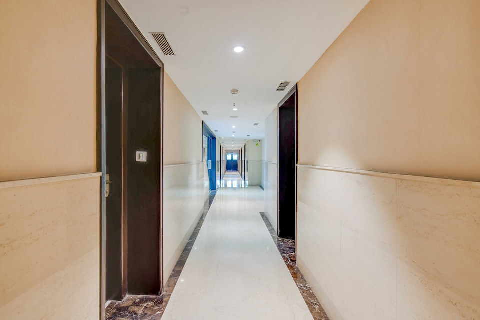 Townhouse Sapphire Star Chappan Market, MG Road Indore, Indore