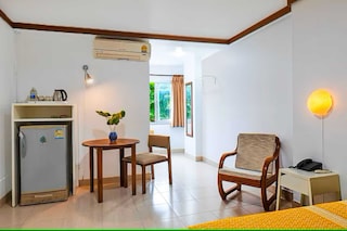 Dancenter Howard Square Boutique Hotel