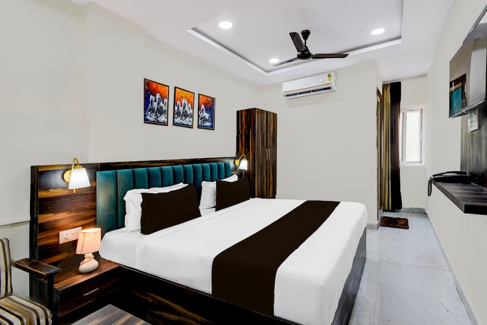 Super Hotel O PNR CONTINENTAL MOOSAPET, Kukatpally, Hyderabad