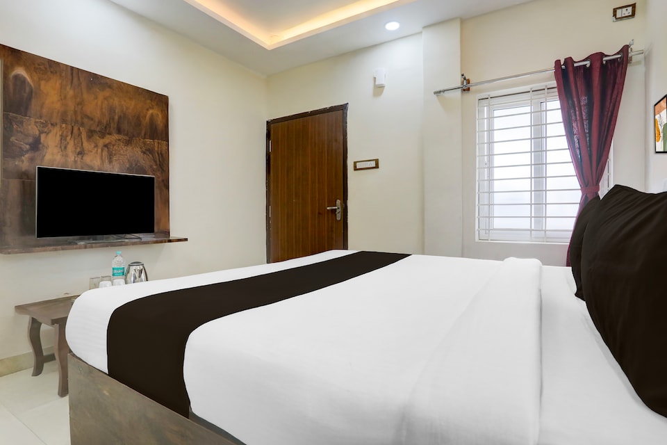 Hotel O Aqua Comforts, Airport Road Bangalore, Bangalore