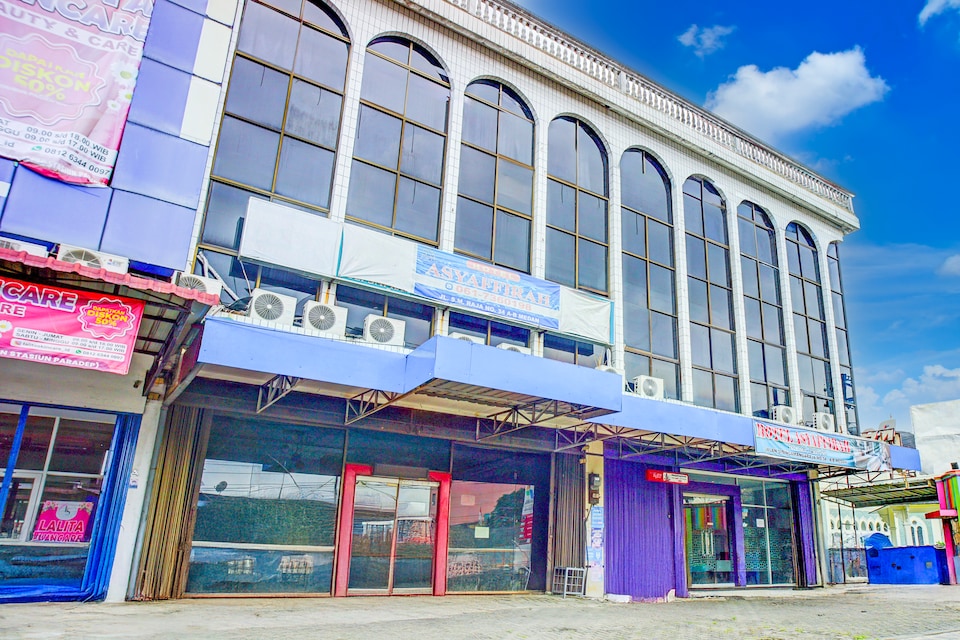 Dancenter Asyaffirah Near Masjid Raya Al Mashun SM Raja Medan, Medan, Medan