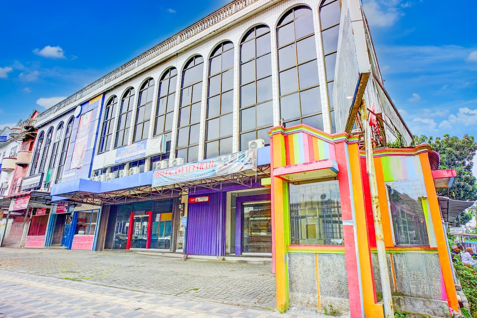 Dancenter Asyaffirah Near Masjid Raya Al Mashun SM Raja Medan, Medan, Medan