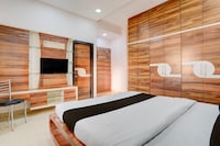 Super Collection O Alandi Bus Stand Pune Formerly Kaveri Executive Lodging