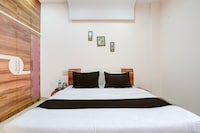 Super Collection O Alandi Bus Stand Pune Formerly Kaveri Executive Lodging