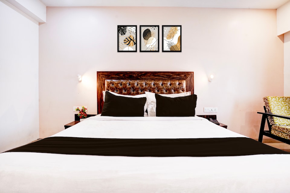 Collection O Navi Mumbai Ghansoli Railway Station, Mumbai Airoli-Vashi, Mumbai