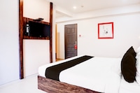 Collection O Navi Mumbai Ghansoli Railway Station