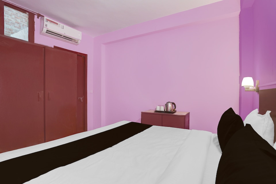 Super Hotel O Green Park Residency 2, AIIMS Delhi, Delhi