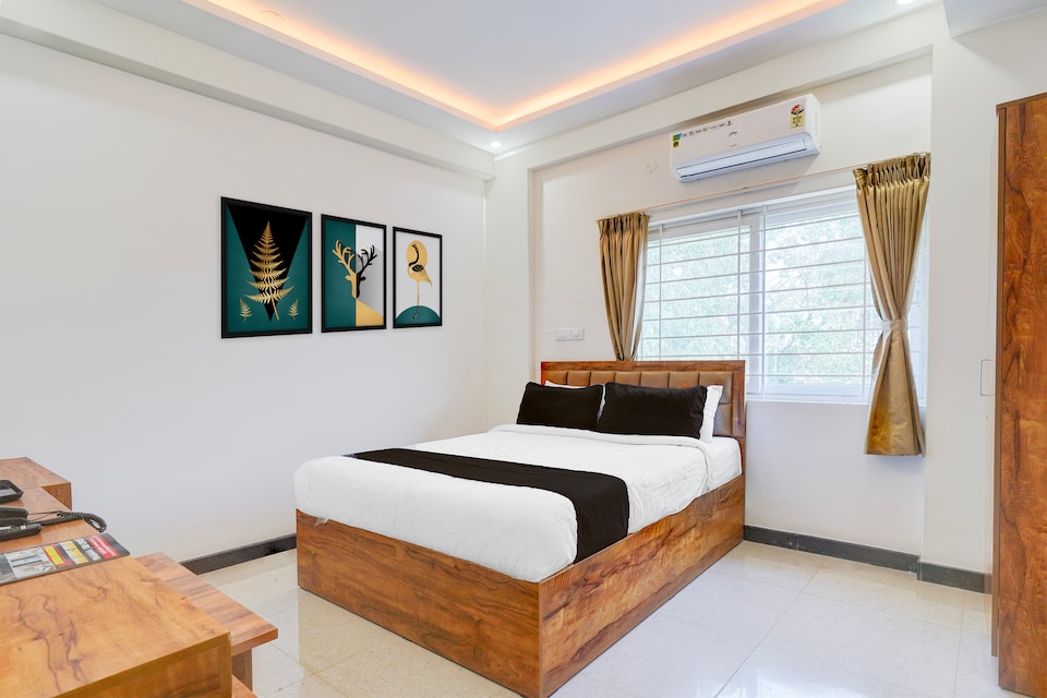 Hotel O TRISHIKA LUXURY ROOMS, BTM Madiwala Bangalore, Bangalore