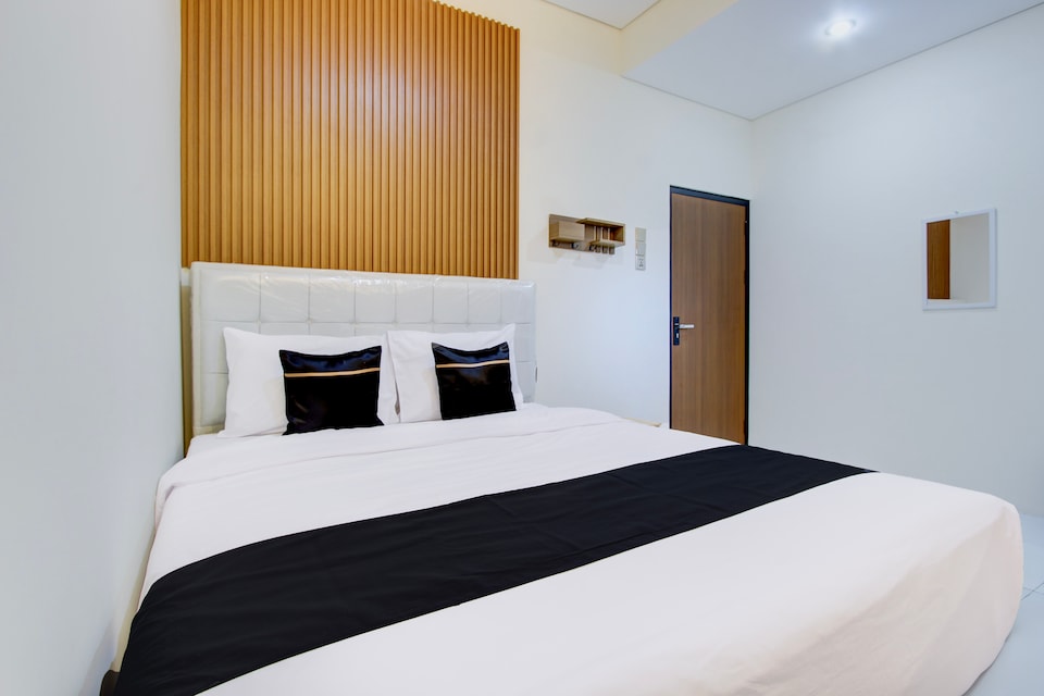 Collection O Solo near Universitas Muhammadiyah Surakarta formerly Kedaton Home, Solo, Solo