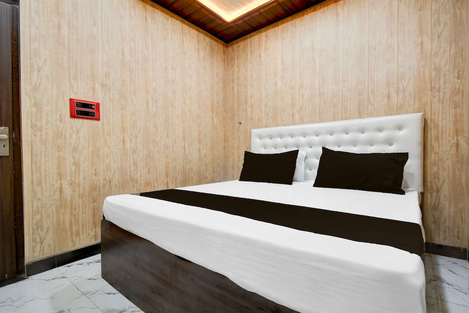 Hotel O Maharaja Hotel, Gorakhnath Gorakhpur, Gorakhpur