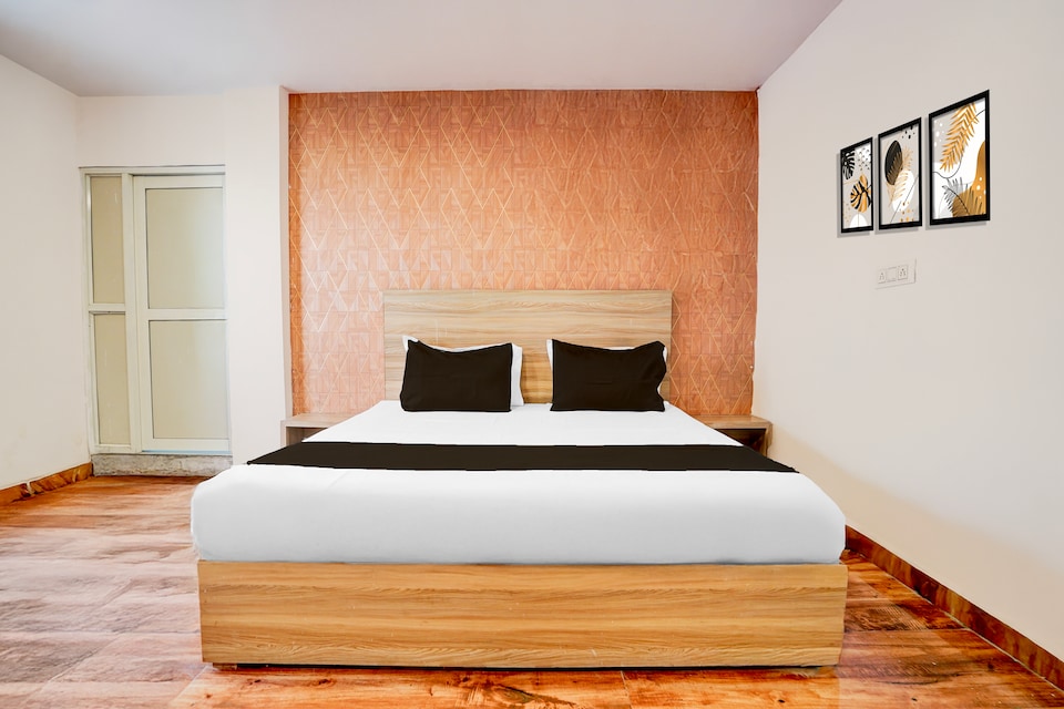 Hotel O P2 , Hamidia Road Bhopal, Bhopal