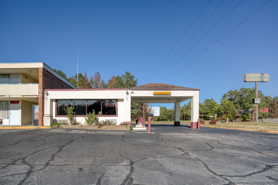 Travelers Inn By OYO, Templeton VA, C23805, Petersburg VA