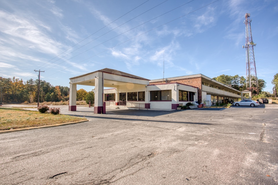 Travelers Inn By OYO, Templeton VA, C23805, Petersburg VA