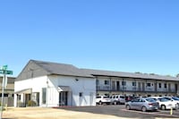 Exclusivo Inn by OYO Grand Prairie, TX