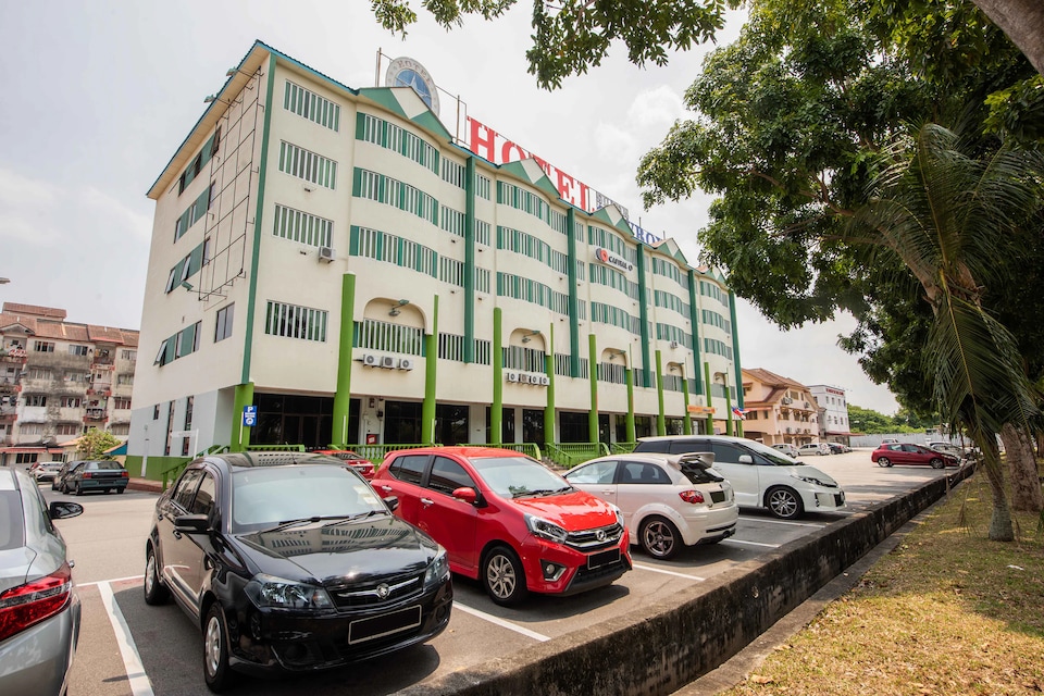 Dancenter Super Cowboy Hotel Melaka, Melaka Raya, Melaka City