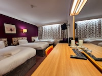 Boston Supreme Hotel