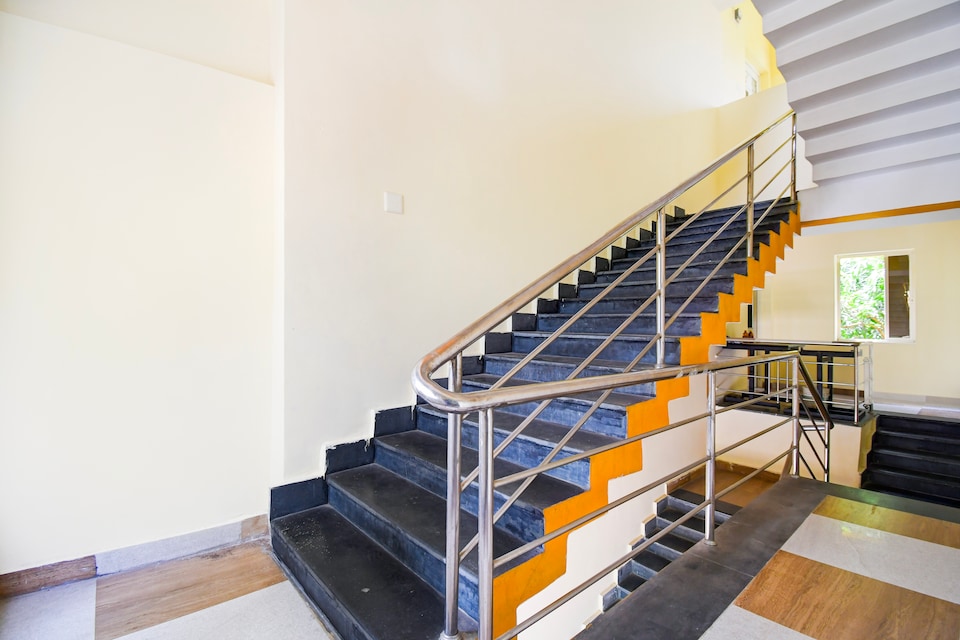 Hotel O Hilton Inn, VaniVihar Bhubaneswar, Bhubaneswar