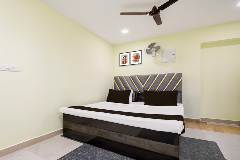 Hotel O Hilton Inn, VaniVihar Bhubaneswar, Bhubaneswar