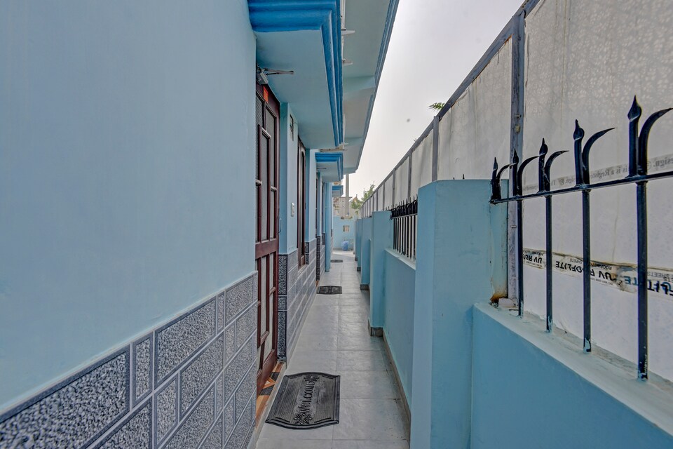 POP 83519F Hotel Pragya Inn, Tikonia Haldwani, Haldwani