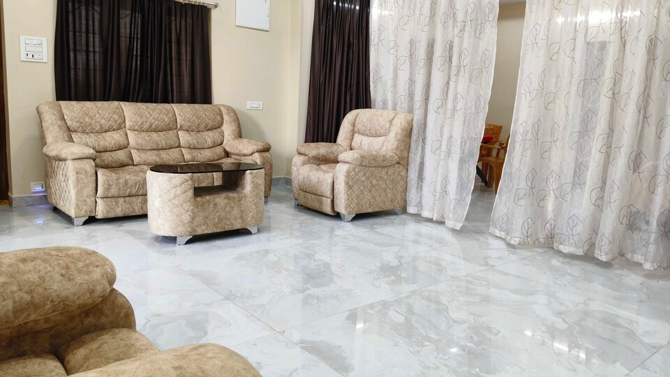 Hotel O Sri Royal Grand Star , Nuzividu, Nuzividu