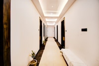 Super Townhouse Oak Ratanpur Panki