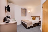 Belvilla Ilford Station Hotel, 4 min from Elizabeth line