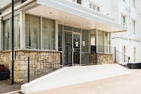 Russel Court Hotel Bournemouth Central