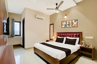 Townhouse Dera Bassi Railway Junction
