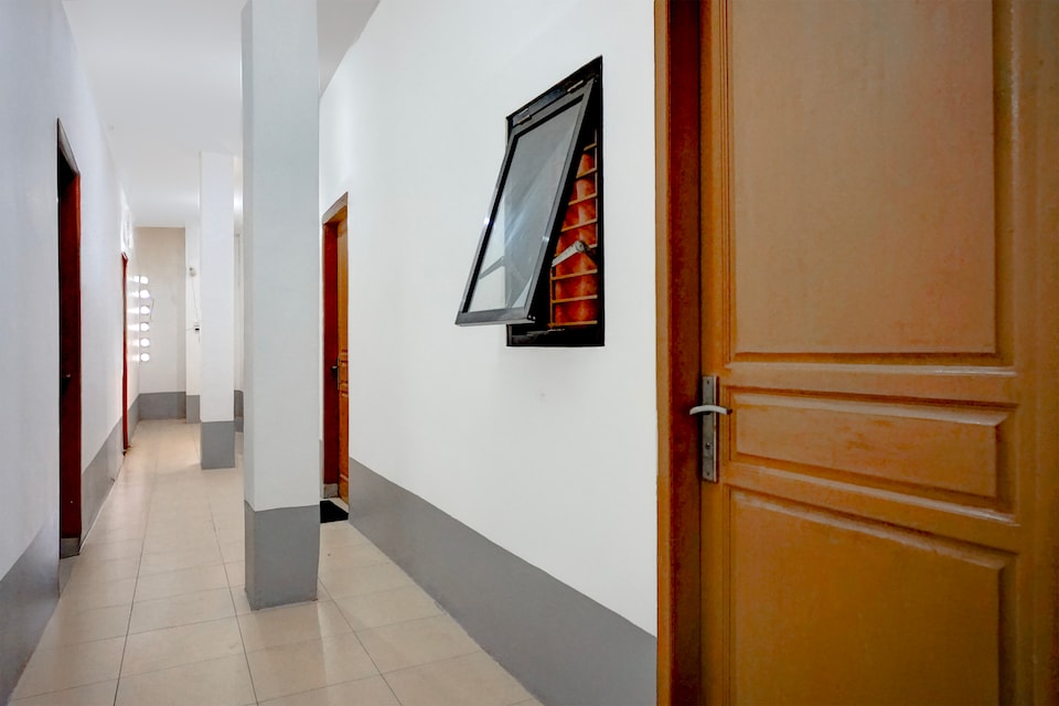 Hotel O Medan near Universitas Sumatera Utara formerly Surya Residence, Medan, Medan