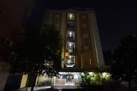 [Day Stay - 8 AM to 8 PM] Townhouse Oak Iskcon Temple Secunderabad