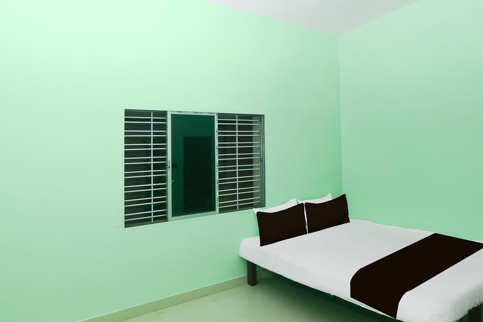 SPOT ON Dwarika City Community Hall & Rooms, Dhanbad, Dhanbad