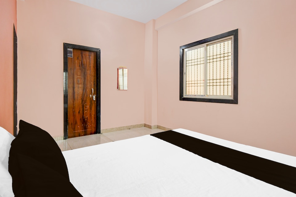 Hotel O The Kapoor Resort, Kankarbagh Patna, Patna