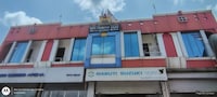 Hotel O Vrindavan palace
