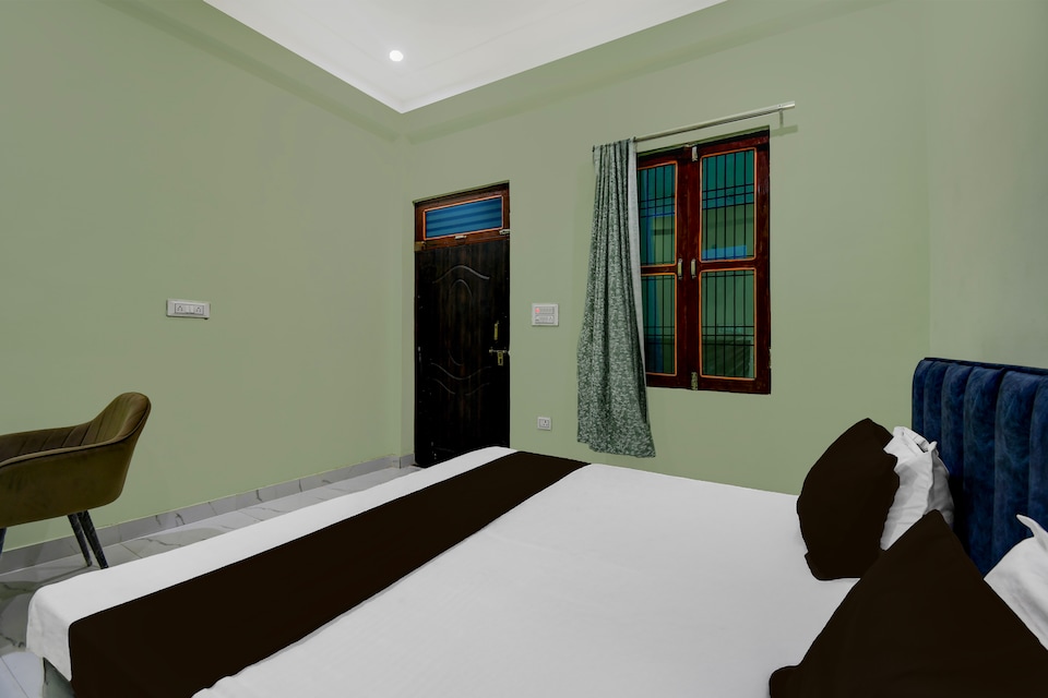 SPOT ON Hotel The Baithak & Restaurant, Etawah, Etawah