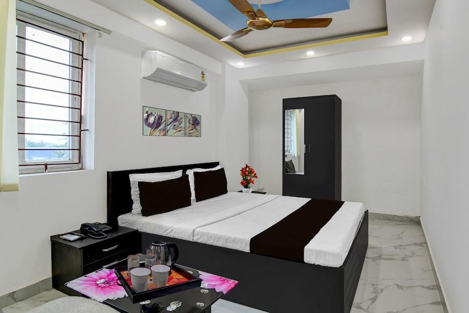 Super Collection O Mourigram Near Andul Road, Howrah Kolkata, Kolkata