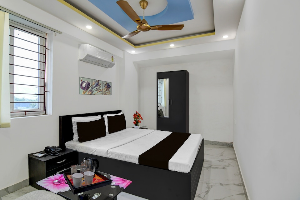 Super Collection O Mourigram Near Andul Road, Howrah Kolkata, Kolkata