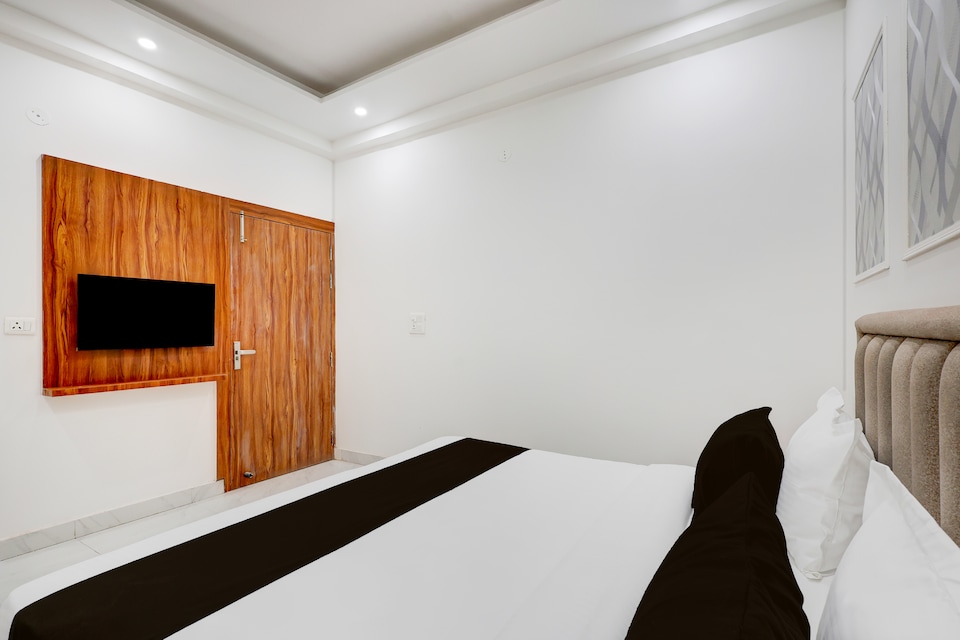 Super Townhouse Sarai Metro Station Formerly Palla, Faridabad, Faridabad