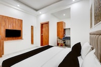 Super Townhouse Sarai Metro Station Formerly Palla