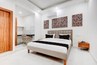 Townhouse Sarai Metro Station Formerly Palla
