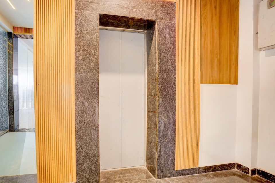 Super Townhouse Sector 49 Gurugram Formerly Hotel P66, Sohna Road, Gurgaon