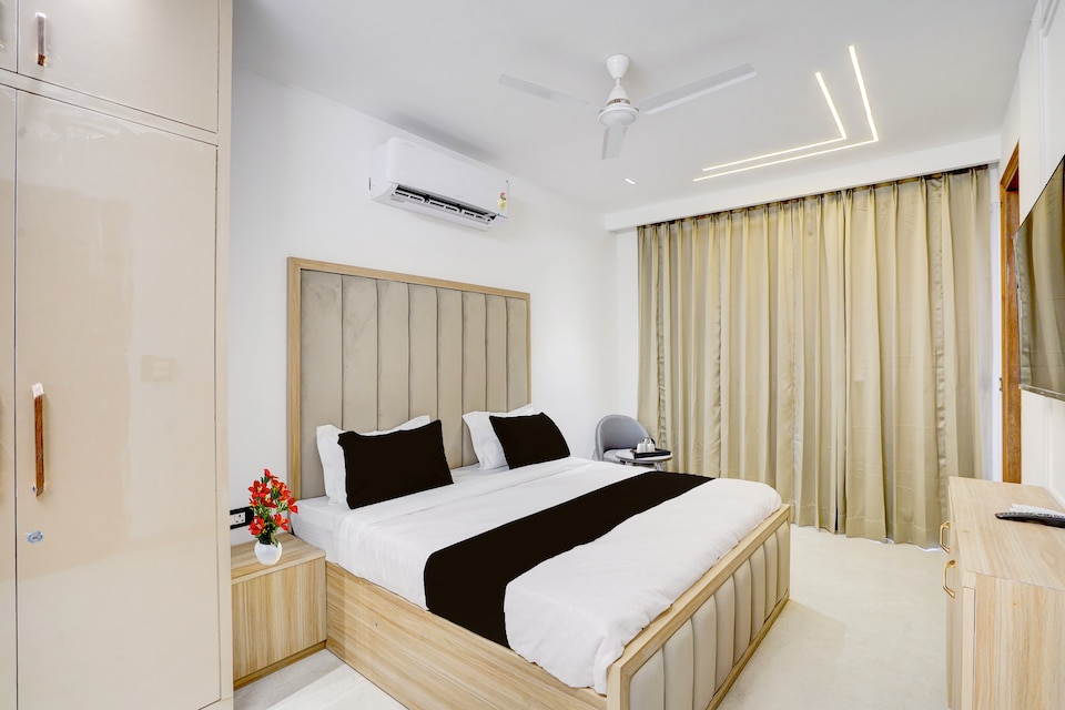 Townhouse Sector 49 Gurugram Formerly Hotel P66, Sohna Road, Gurgaon