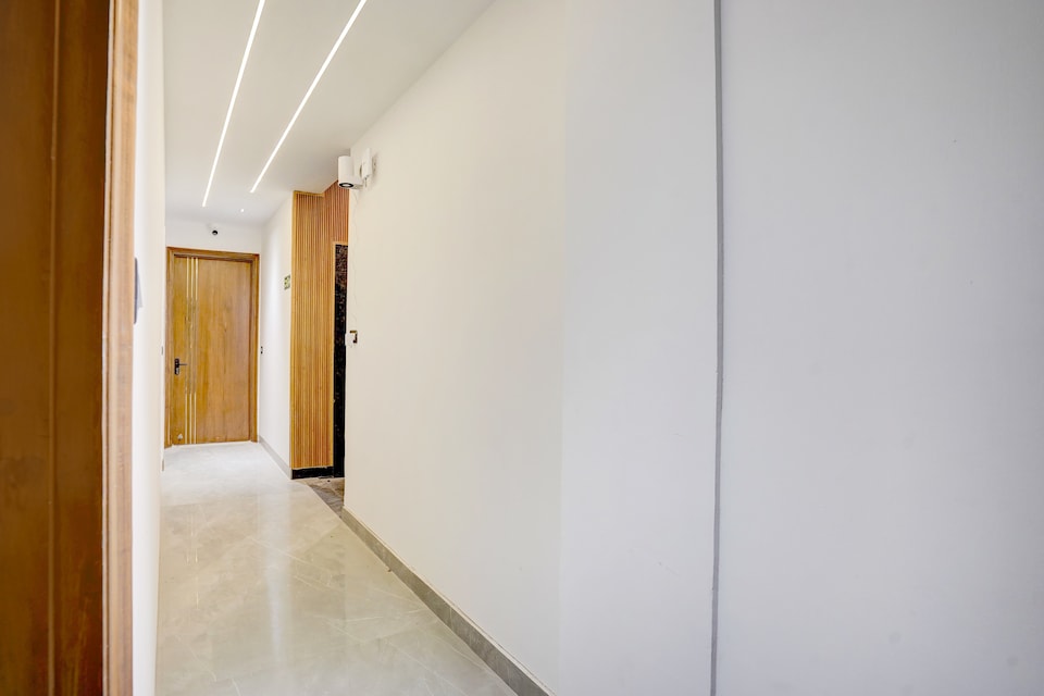 Super Townhouse Sector 49 Gurugram Formerly Hotel P66, Sohna Road, Gurgaon