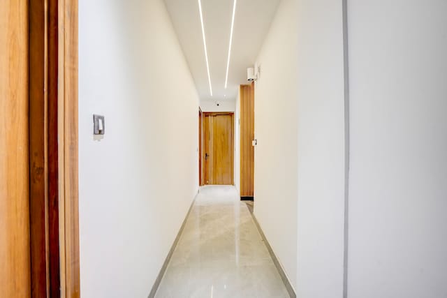 Super Townhouse Sector 49 Gurugram Formerly Hotel P66