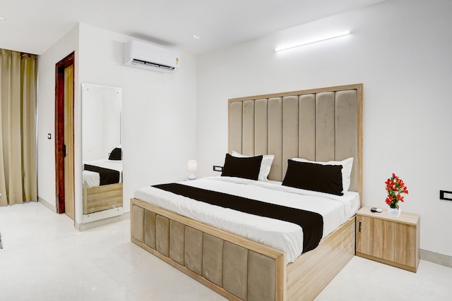 Super Townhouse, Formerly Hotel P66