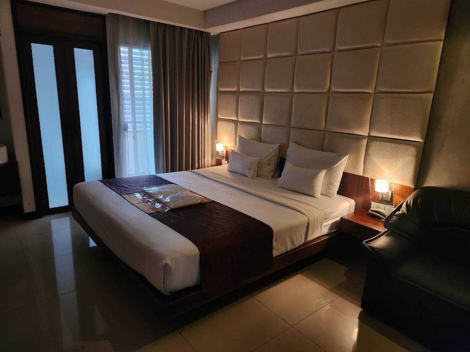 Dancenter Bangkok Cha Cha Suite, Cluster Bangkok, Bangkok